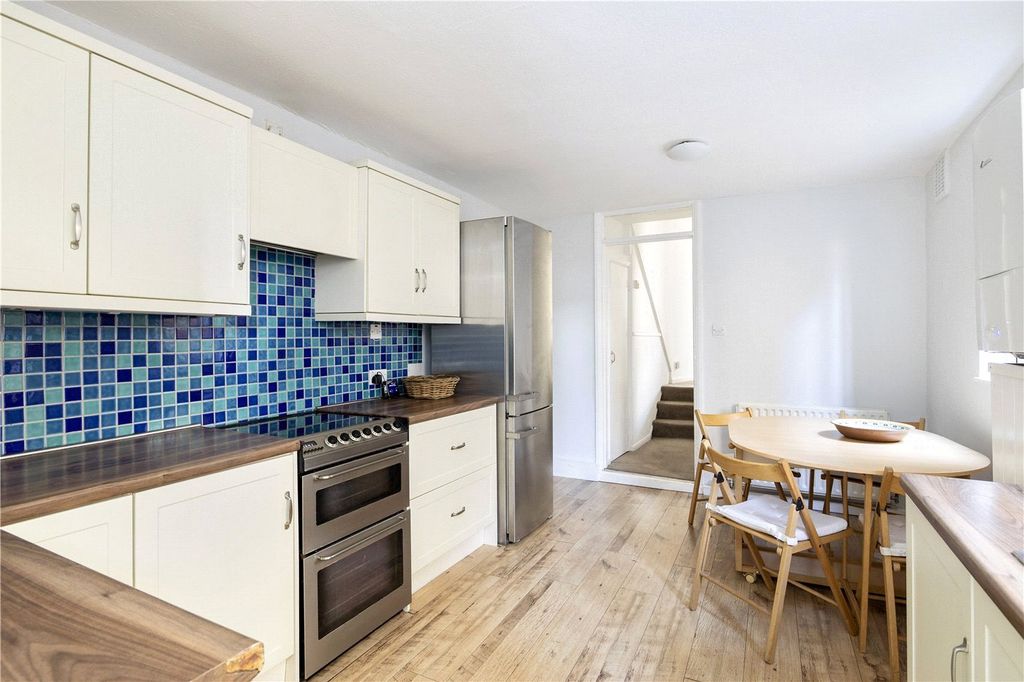 Property photo 2 of 9 Kitchen/Diner