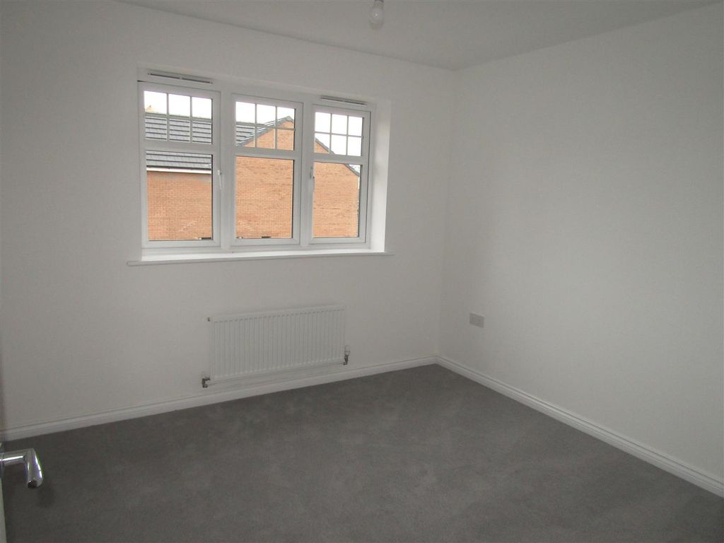Additional image 16 of 4 bed detached house to rentHockley Crescent, Boroughbridge, York YO51