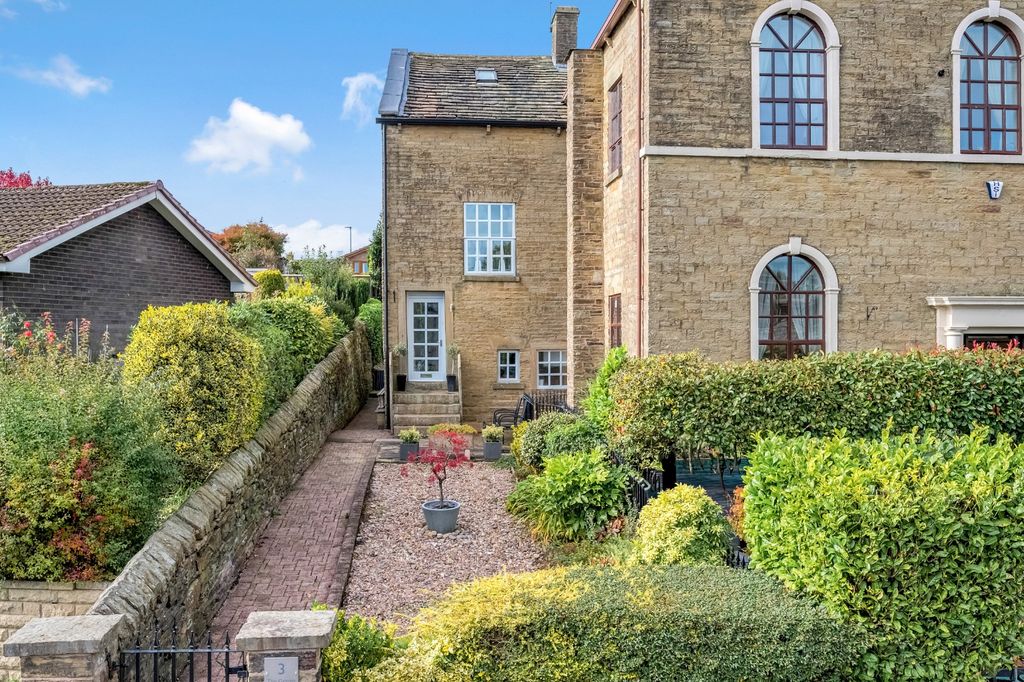 Property photo 3 of 45 4559023