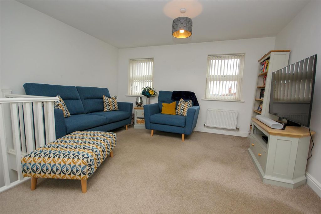 Property photo 2 of 13 Lounge Area.Jpg
