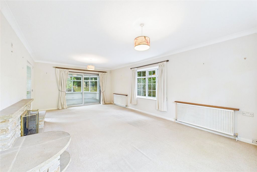 Property photo 3 of 17 Picture No. 12