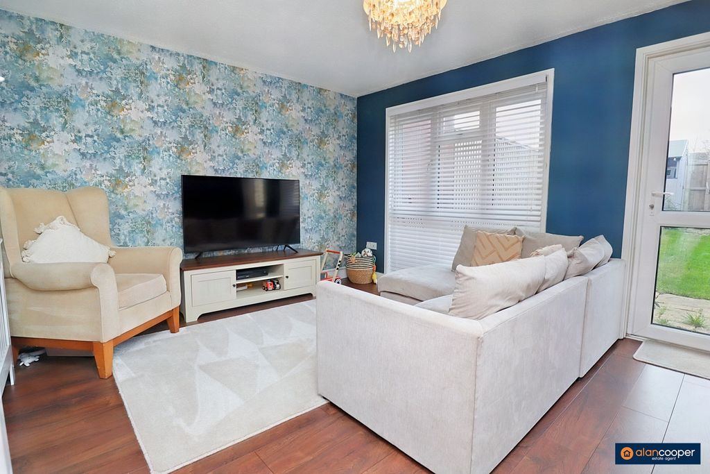 Property photo 2 of 20 2972164