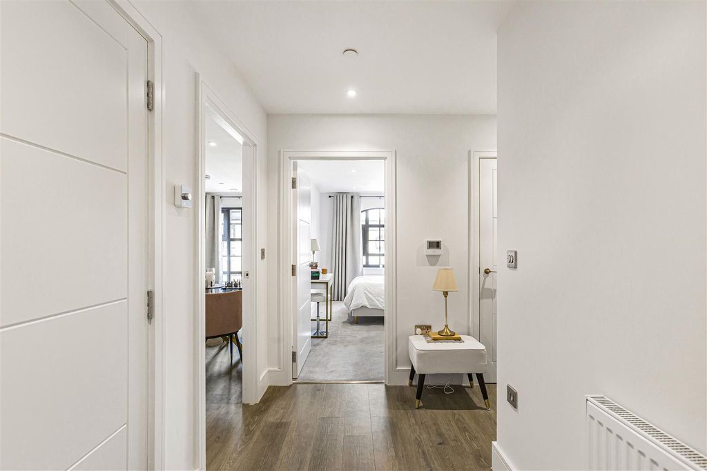 Property photo 2 of 21 17_78928.Jpg