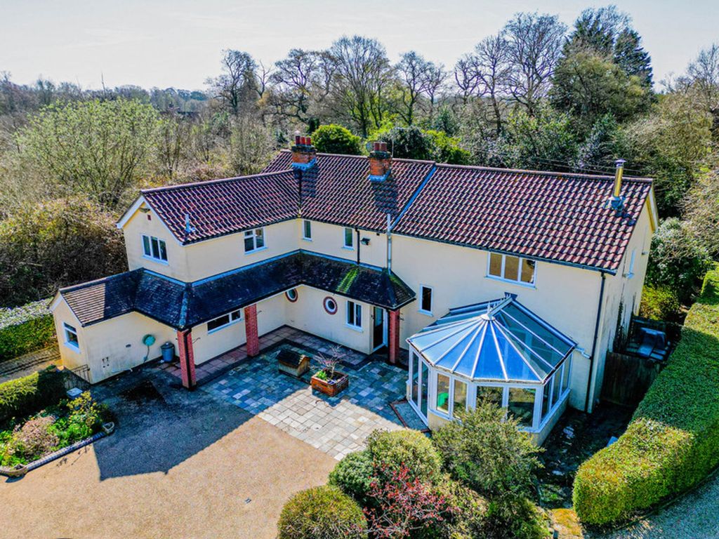 Property photo 2 of 39