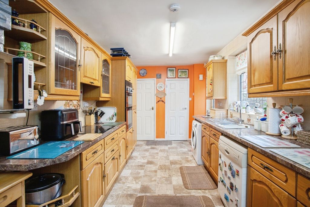 Property photo 2 of 17 Pbox-Img.Jpg