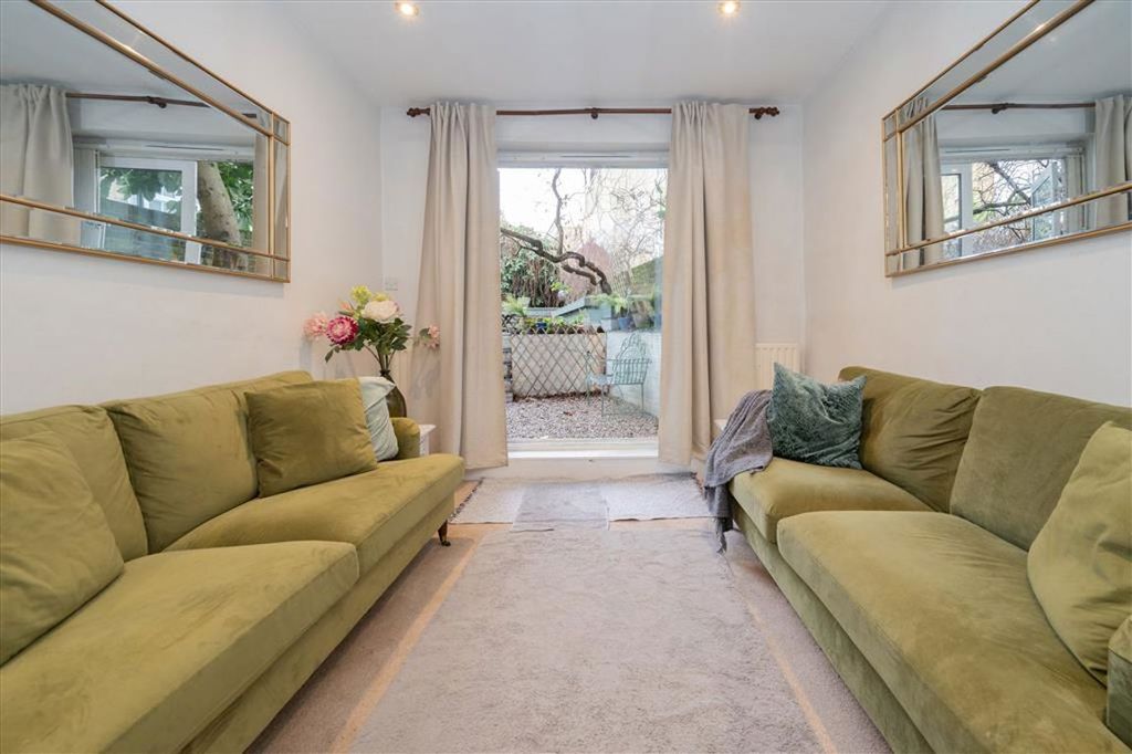 Property photo 2 of 5