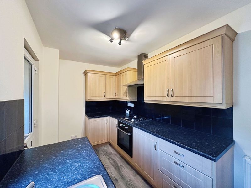 Property photo 3 of 14 Photo 10