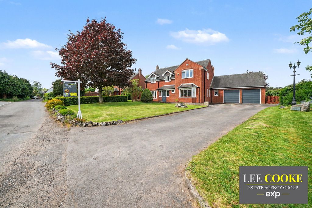 Property photo 2 of 58