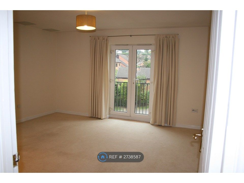 Property photo 2 of 21