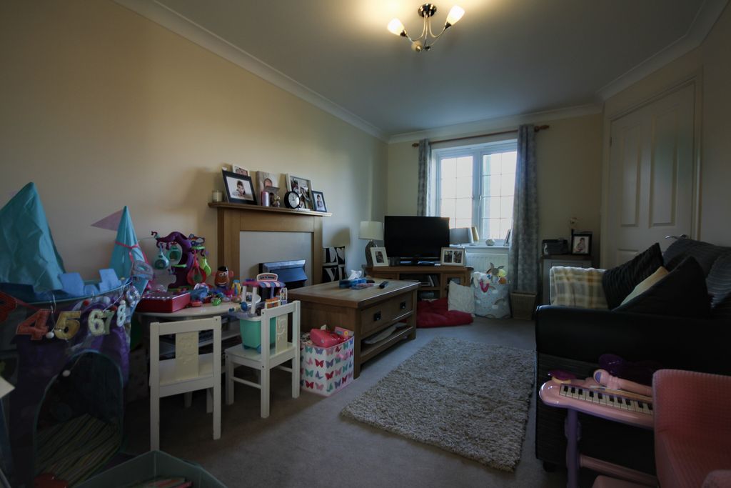 Property photo 3 of 4 Photo 03