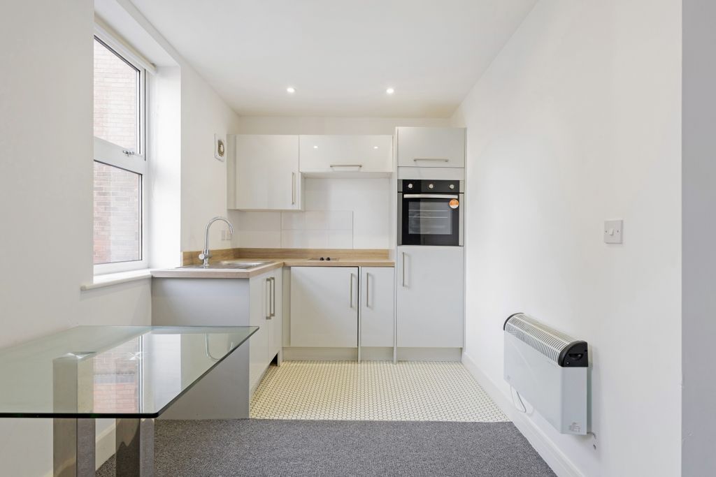 Property photo 1 of 3