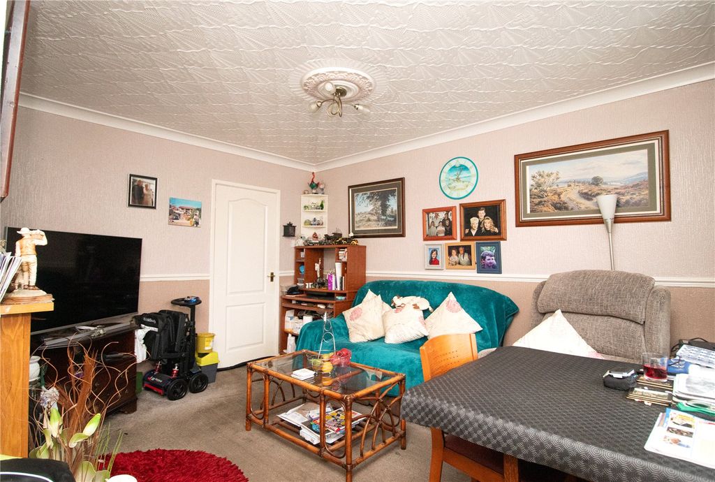 Property photo 3 of 18 Picture No. 18