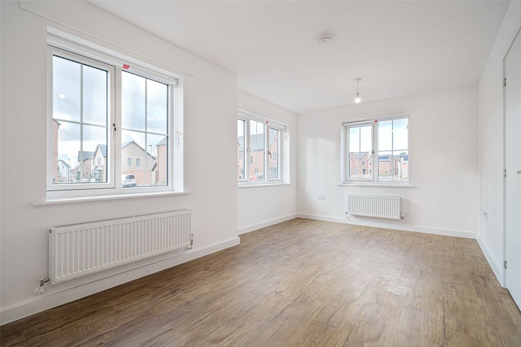 Property photo 3 of 10 Picture No. 18