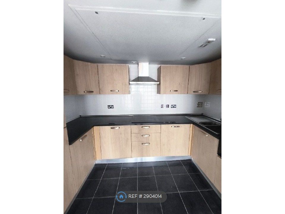 Property photo 2 of 5 Kitchen