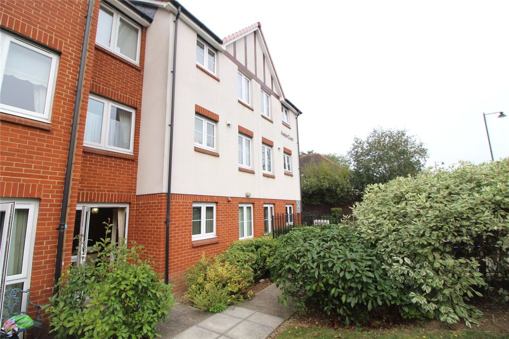 Property photo 1 of 10 Picture No. 03