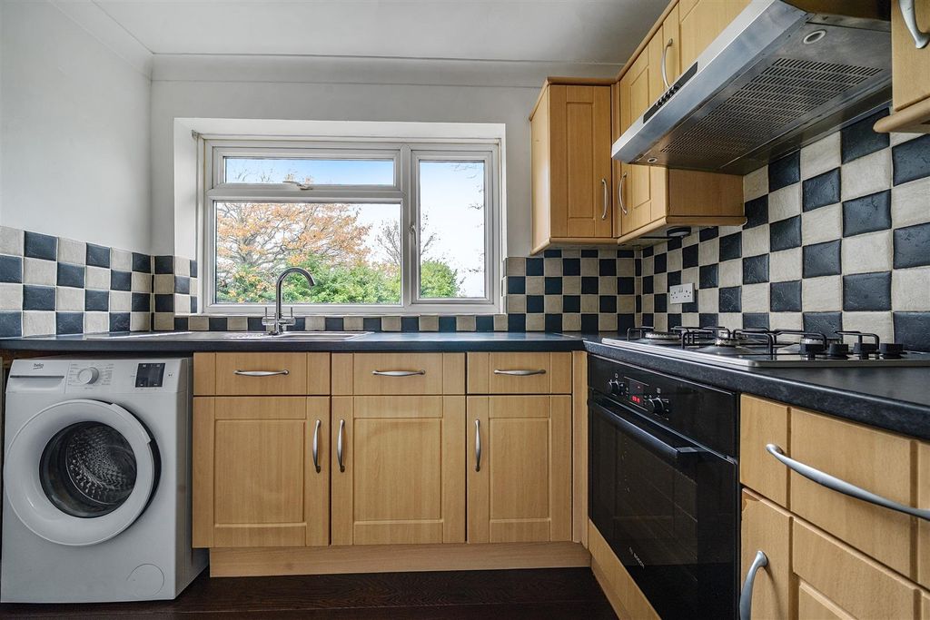 Property photo 2 of 10 1372858-3-691479Fdd6d0d.Jpg