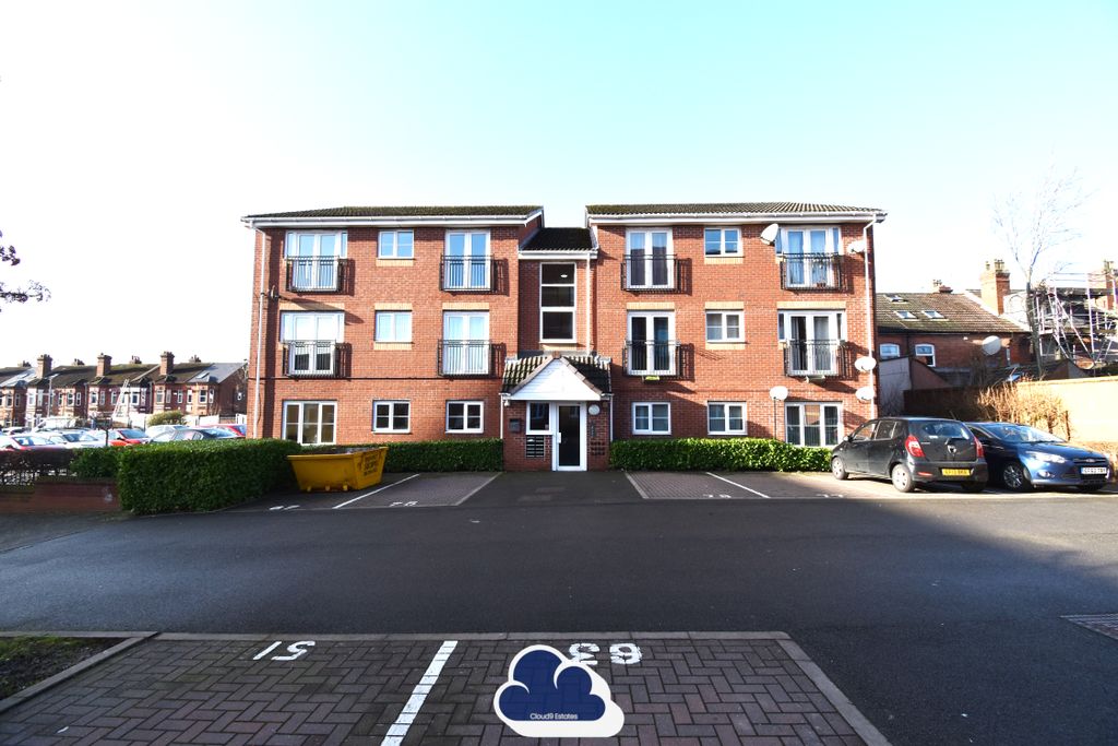 Property photo 1 of 11