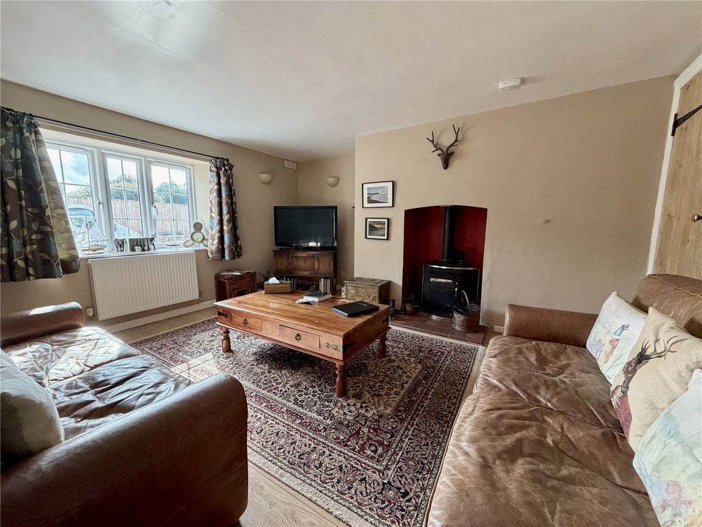 Property photo 2 of 17 Picture No. 40