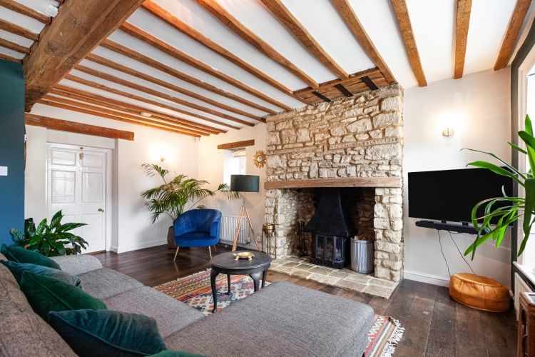 Property photo 2 of 10 307705