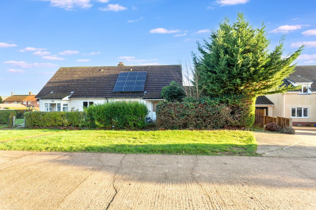 Property photo 1 of 26 8 Kings Road, Maulden, Bedford  Mk45 2Dt