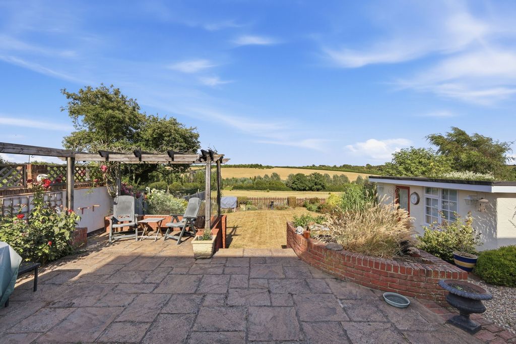 Property photo 3 of 38