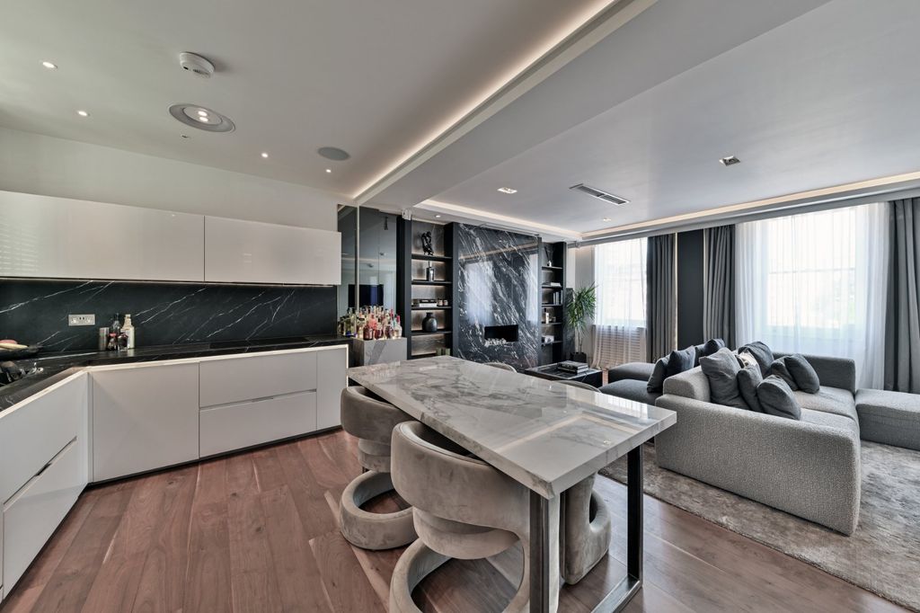 Property photo 1 of 21 Picture No. 95