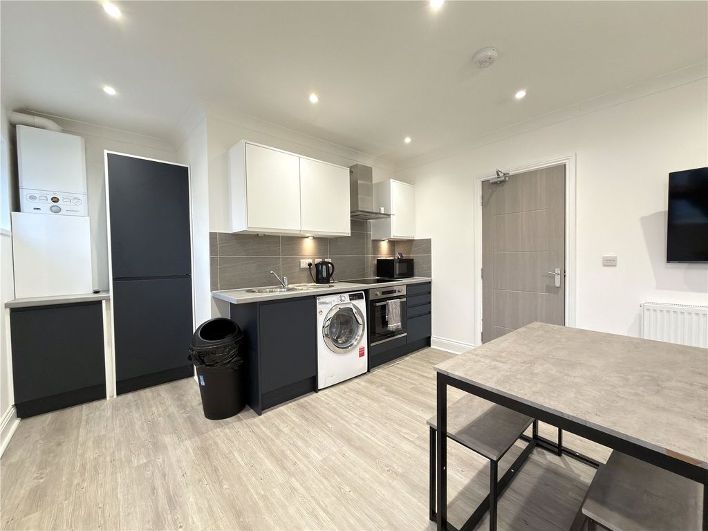 Property photo 2 of 5 Picture No. 01