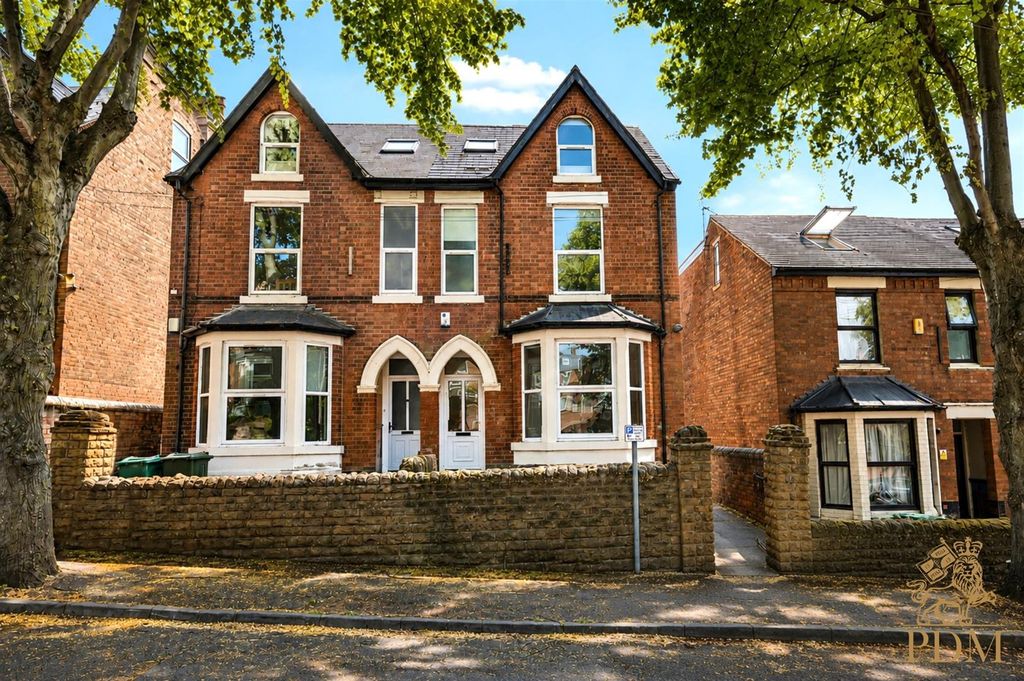 Property photo 1 of 19 25Douglasroad-42.Jpg