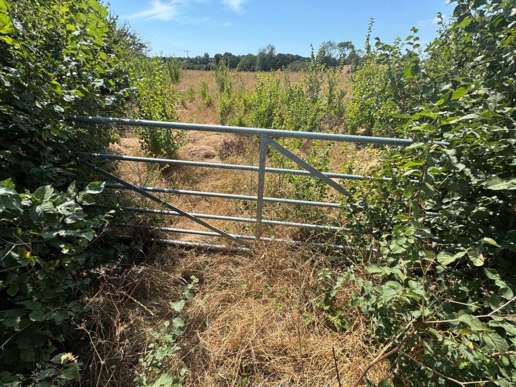 Property photo 1 of 5 Gate Into The Land