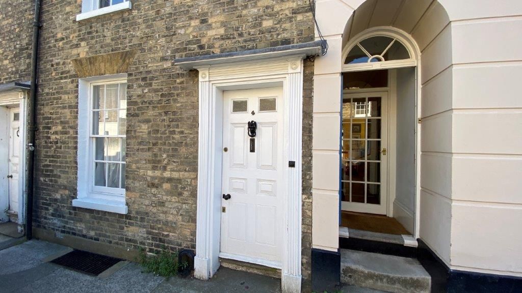 Property photo 1 of 26 Front 1.0.Jpg