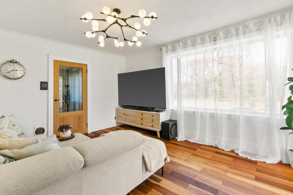 Property photo 2 of 36