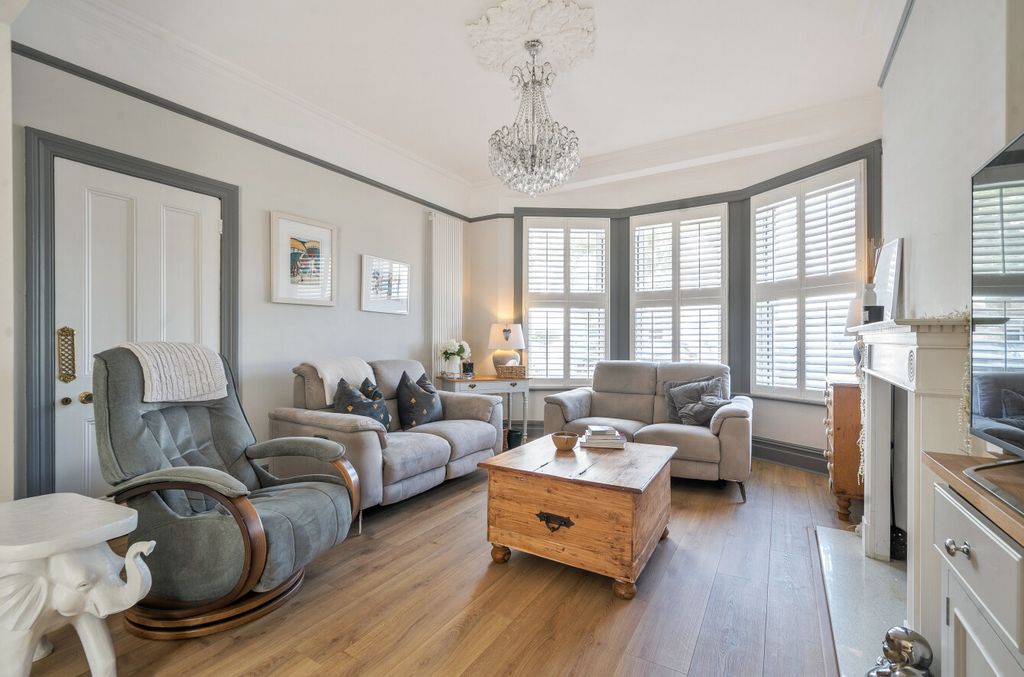 Property photo 3 of 14 1472421-22-6A26F2...