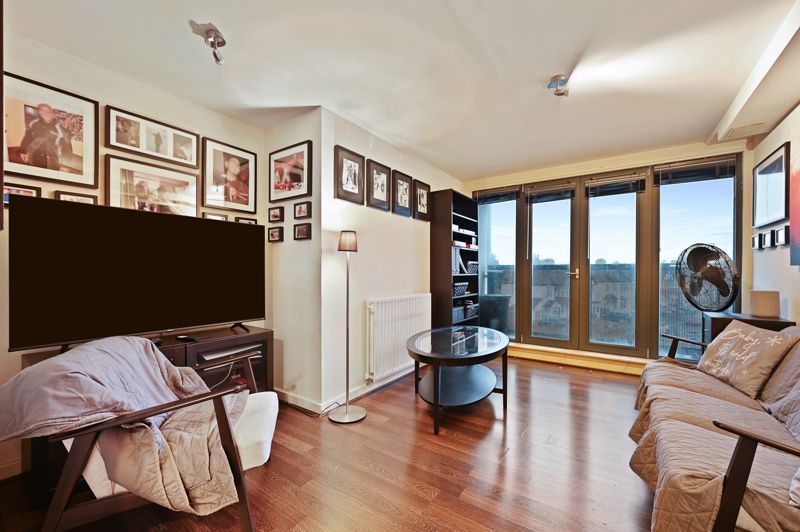 Property photo 3 of 10 Photo 2