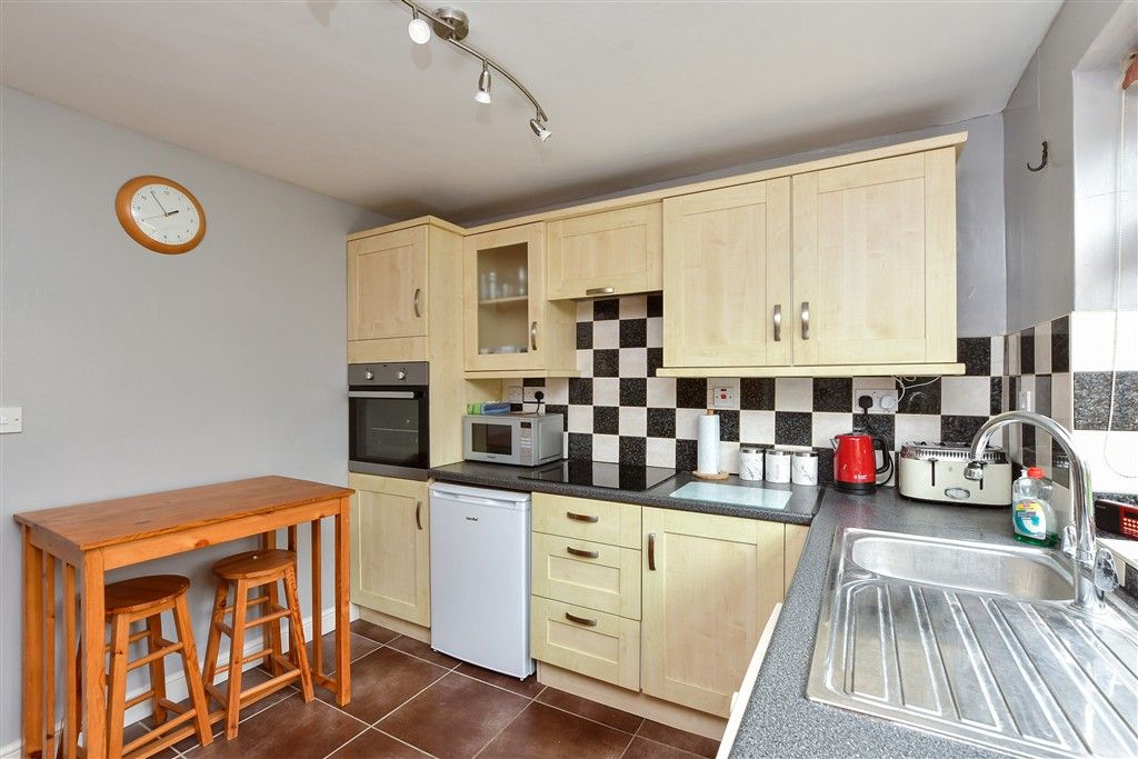 Property photo 2 of 12 Kitchen