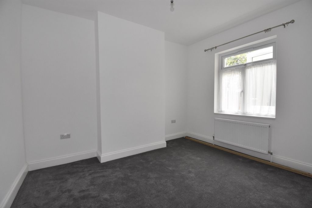 Property photo 3 of 13 Photo 11