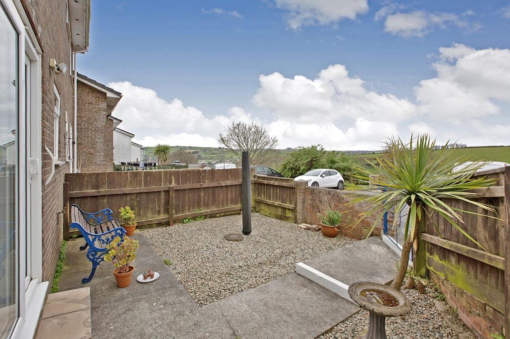 Property photo 3 of 15