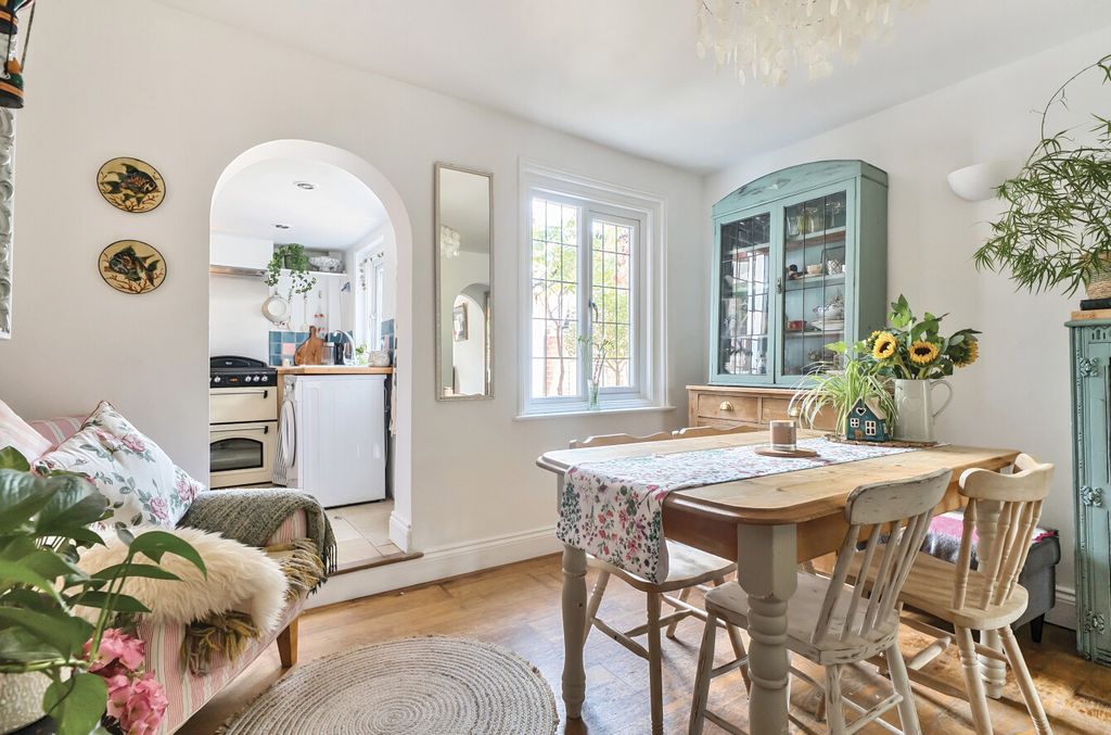 Property photo 3 of 12 1321480-17-6874F8...