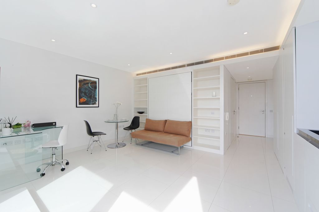 Property photo 3 of 6