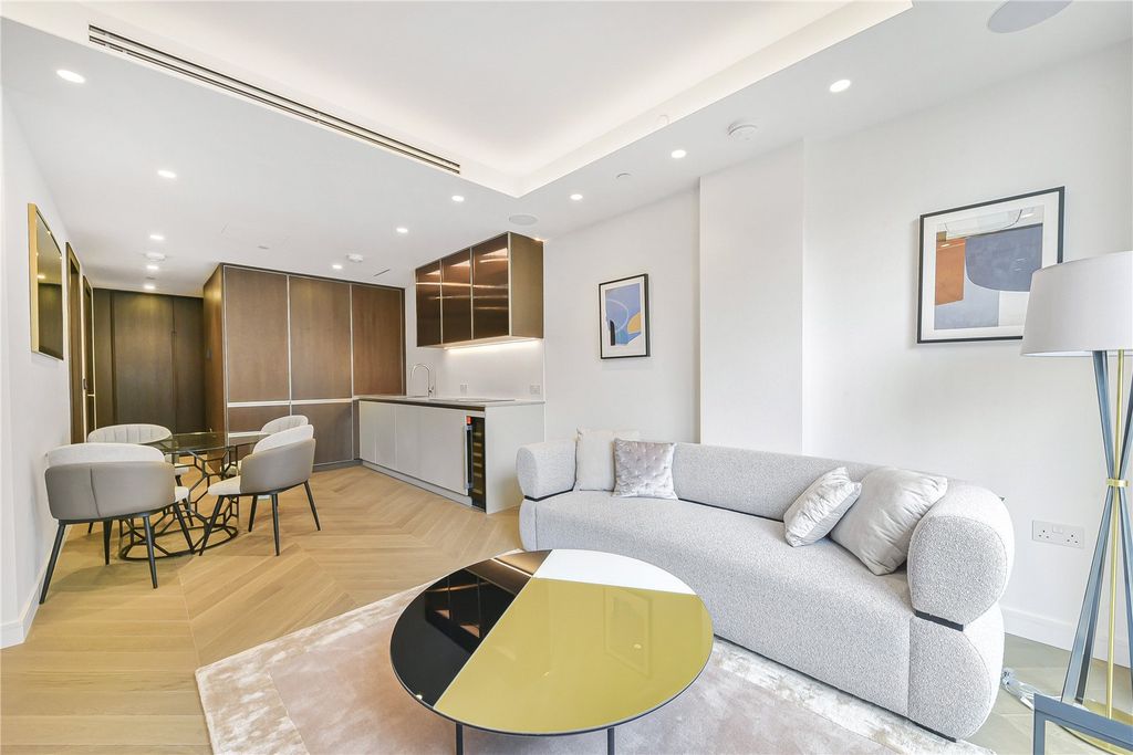 Property photo 1 of 12 Reception Room