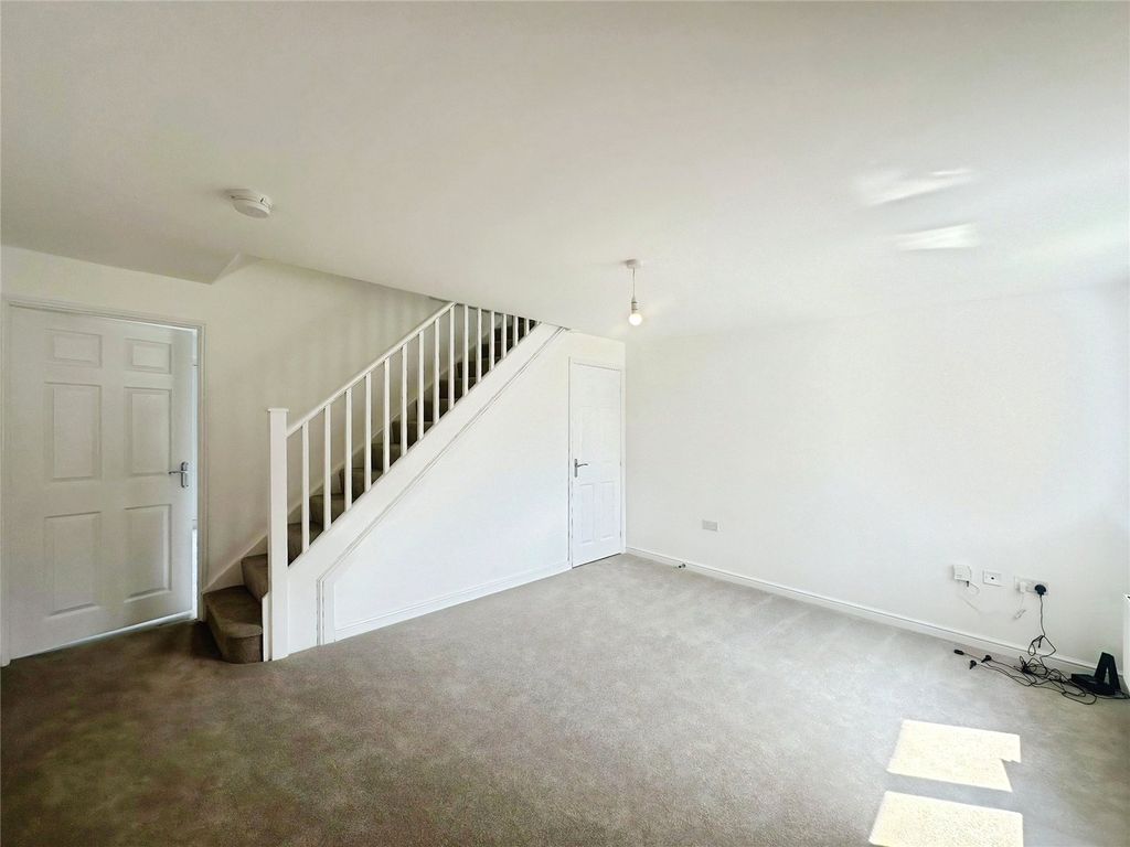 Property photo 3 of 16 Picture No. 21