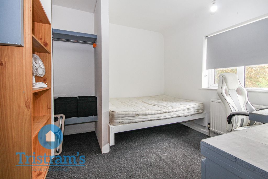 Property photo 2 of 10 Img_4021