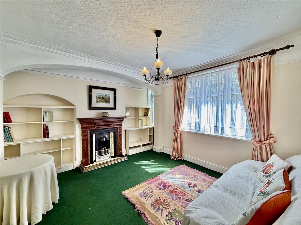 Property photo 2 of 11 Reception Room