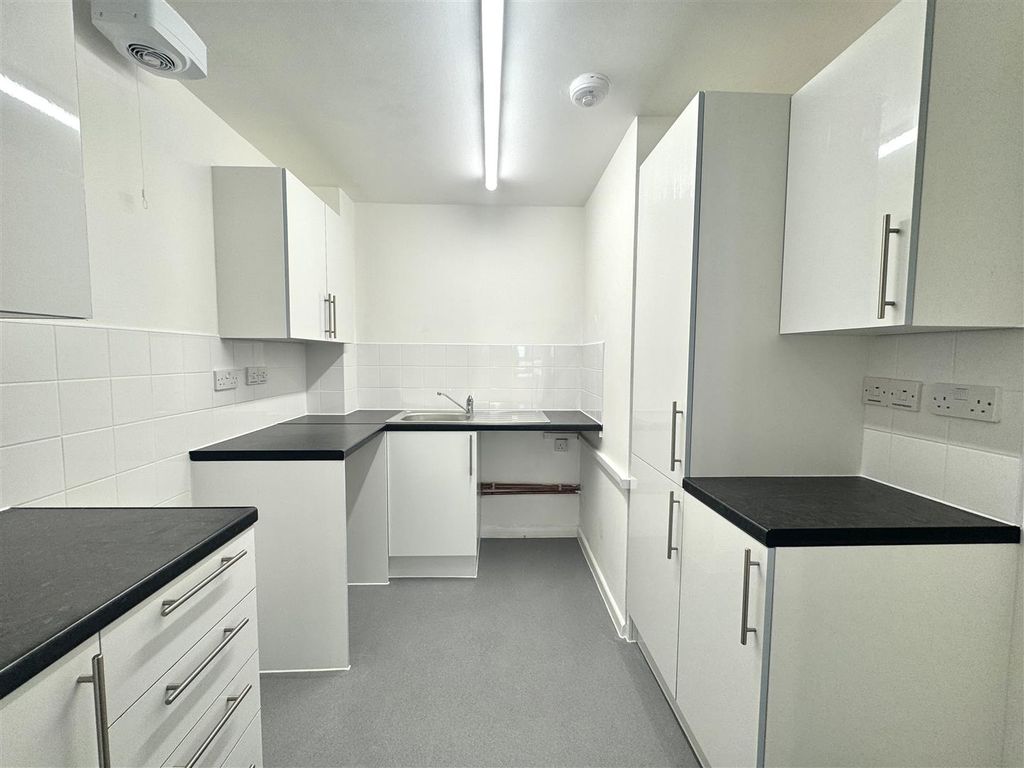 Property photo 2 of 6 Img_9350.Jpeg