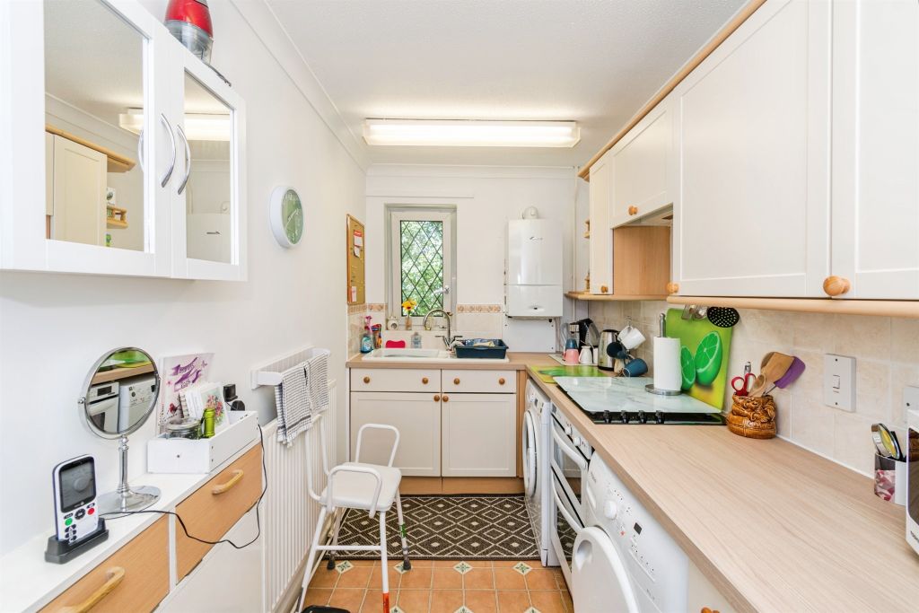 Property photo 3 of 11