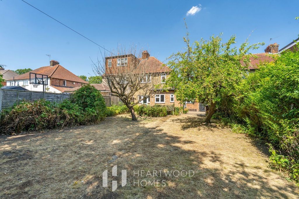 Property photo 2 of 13