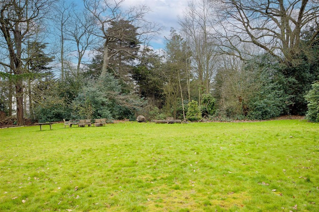 Property photo 3 of 22