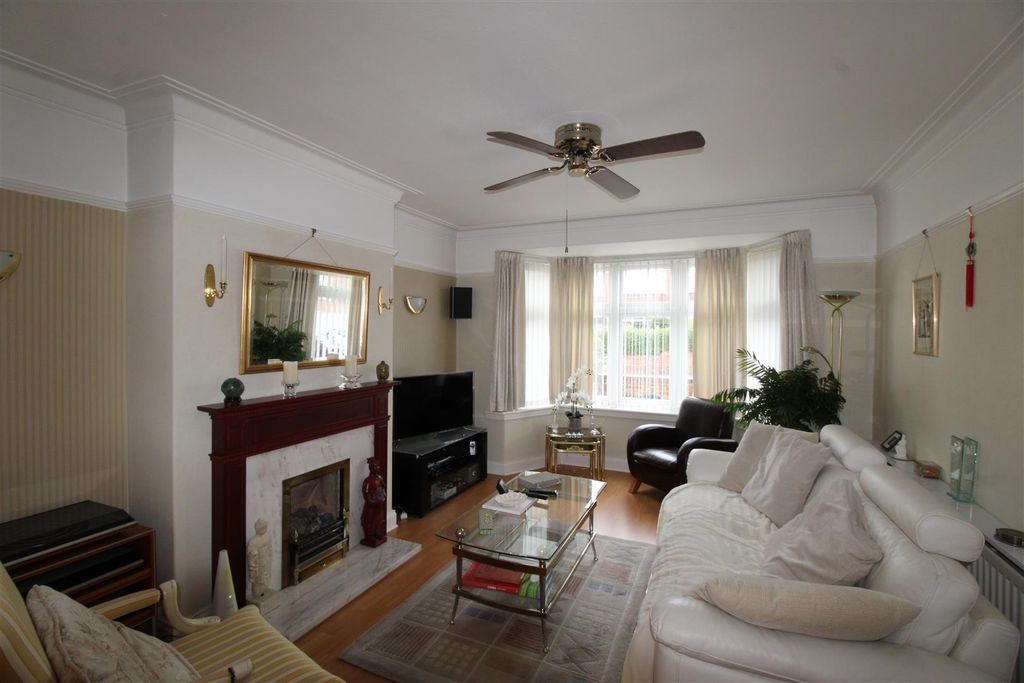 Property photo 2 of 12 Img_5806.Jpg