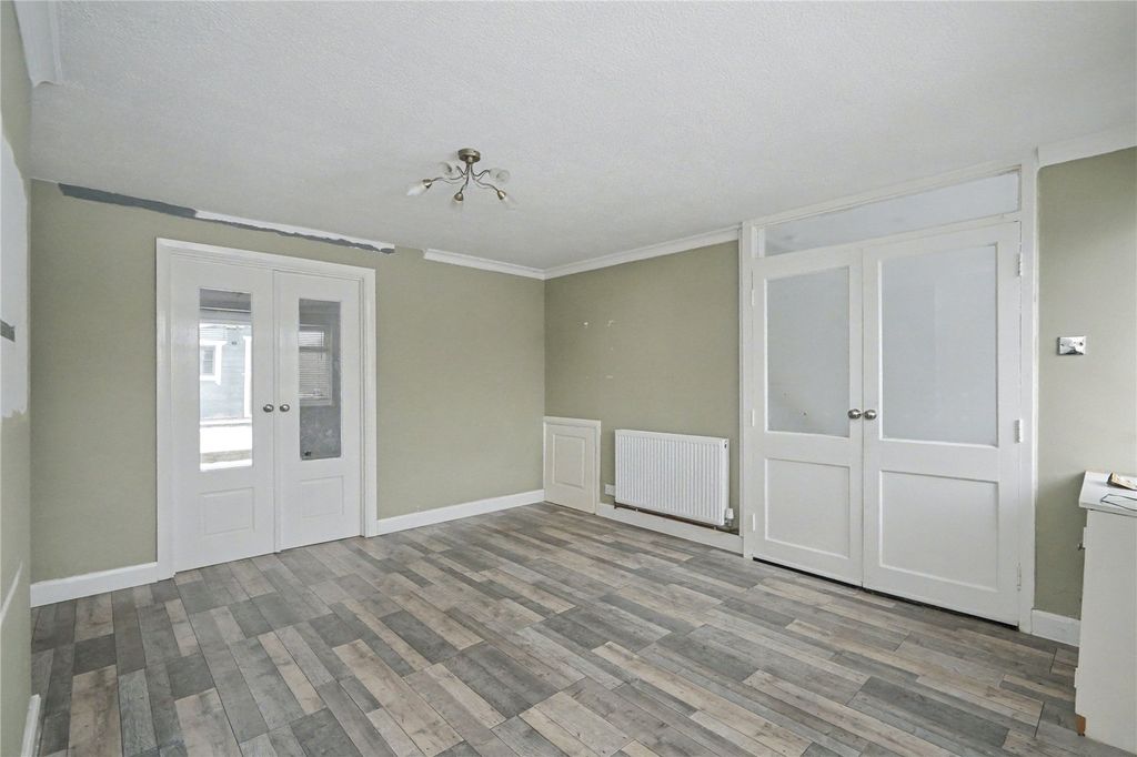 Property photo 2 of 13 Picture No. 02