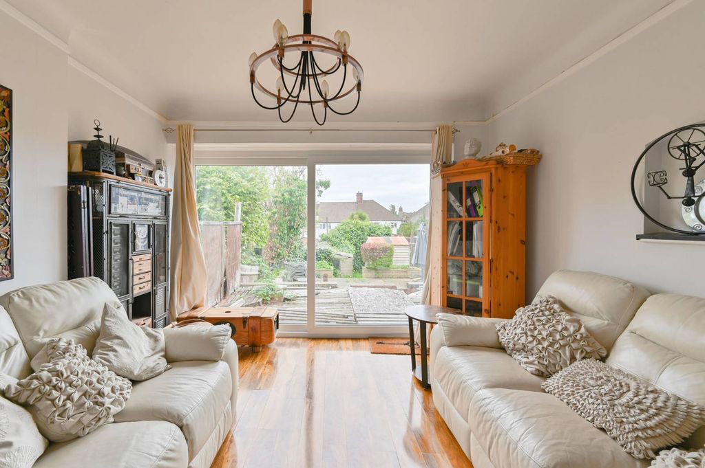 Property photo 2 of 15