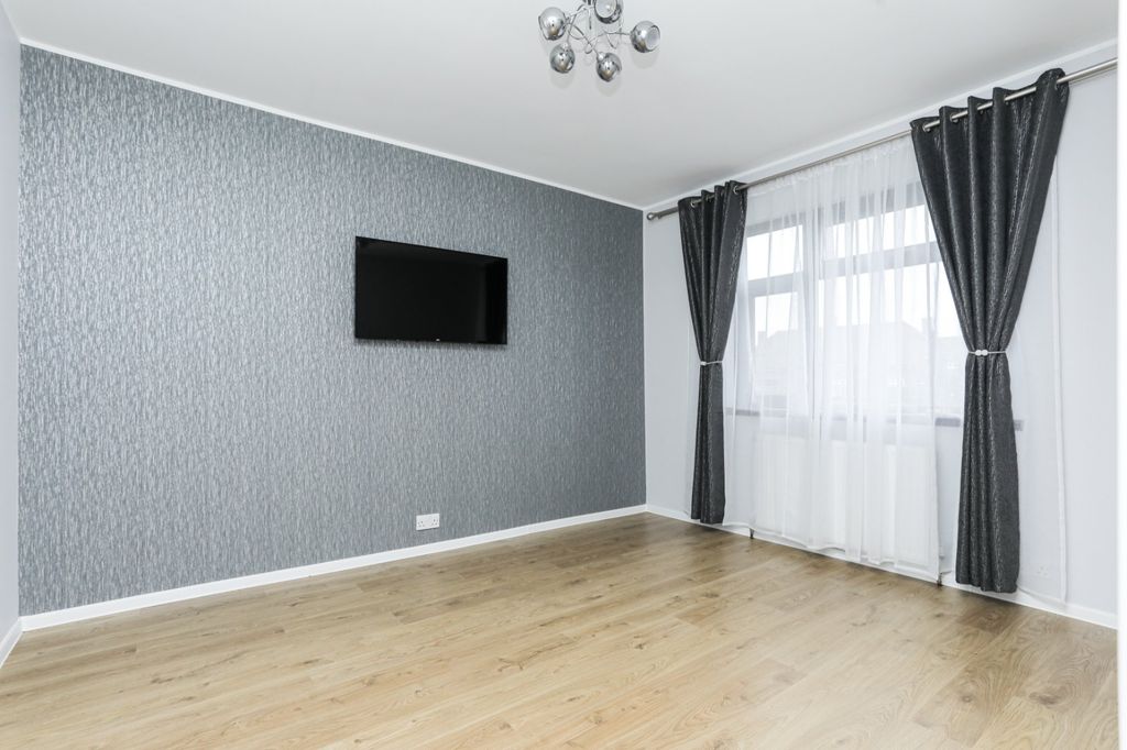 Property photo 2 of 11 Picture 2